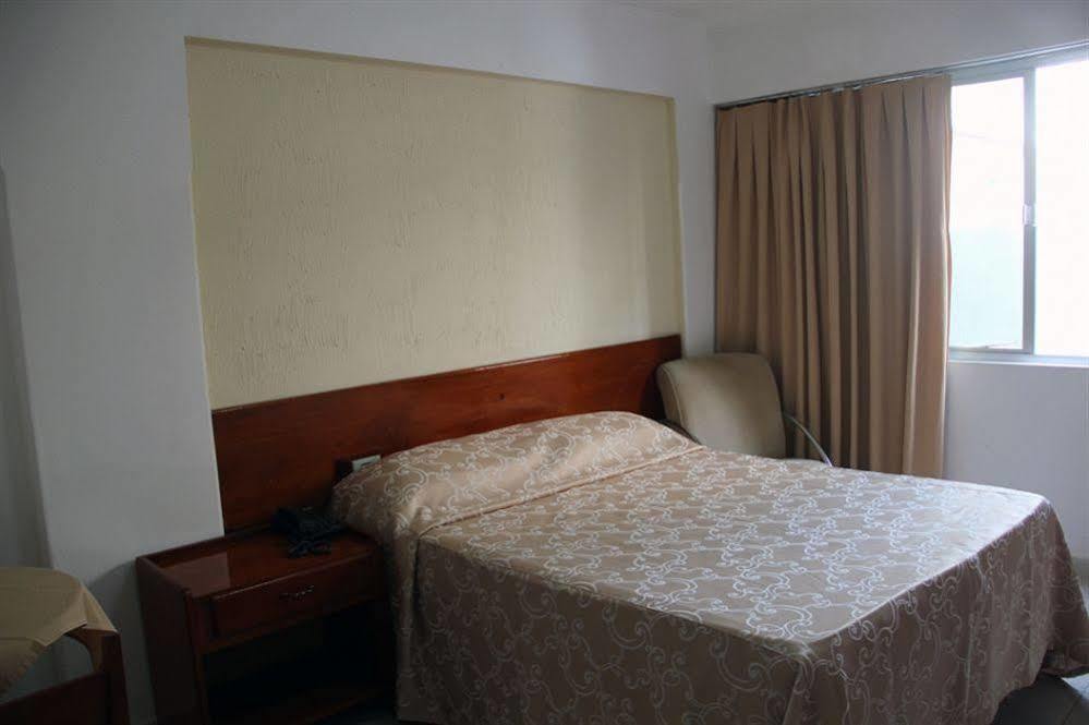 Hotel Manaos Zewnętrze zdjęcie